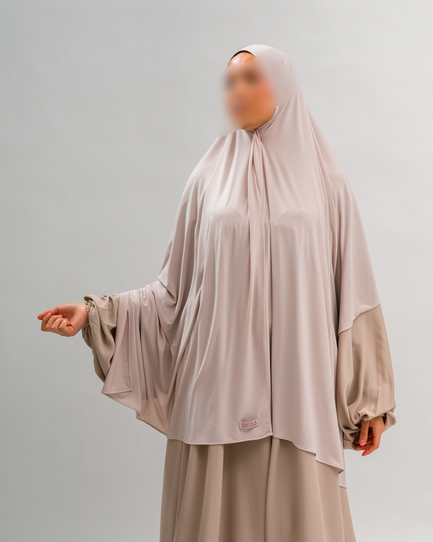 وشاح جيرسي ممتاز مقاس XL باللون البيج