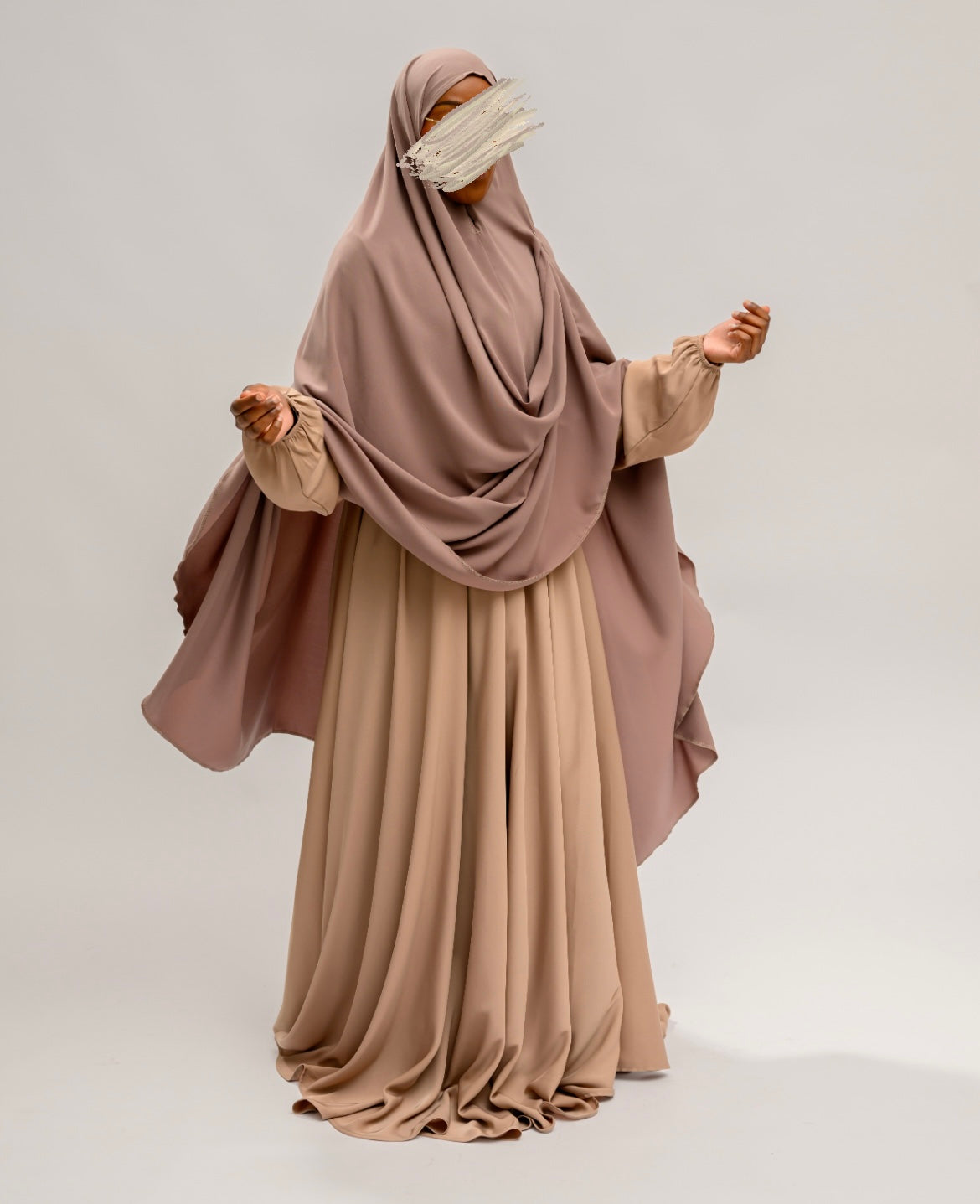 Royal Knie Khimar licht taupe